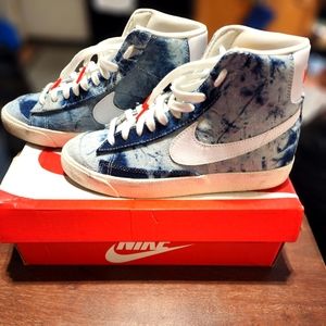 Nike Blazer Mid '77